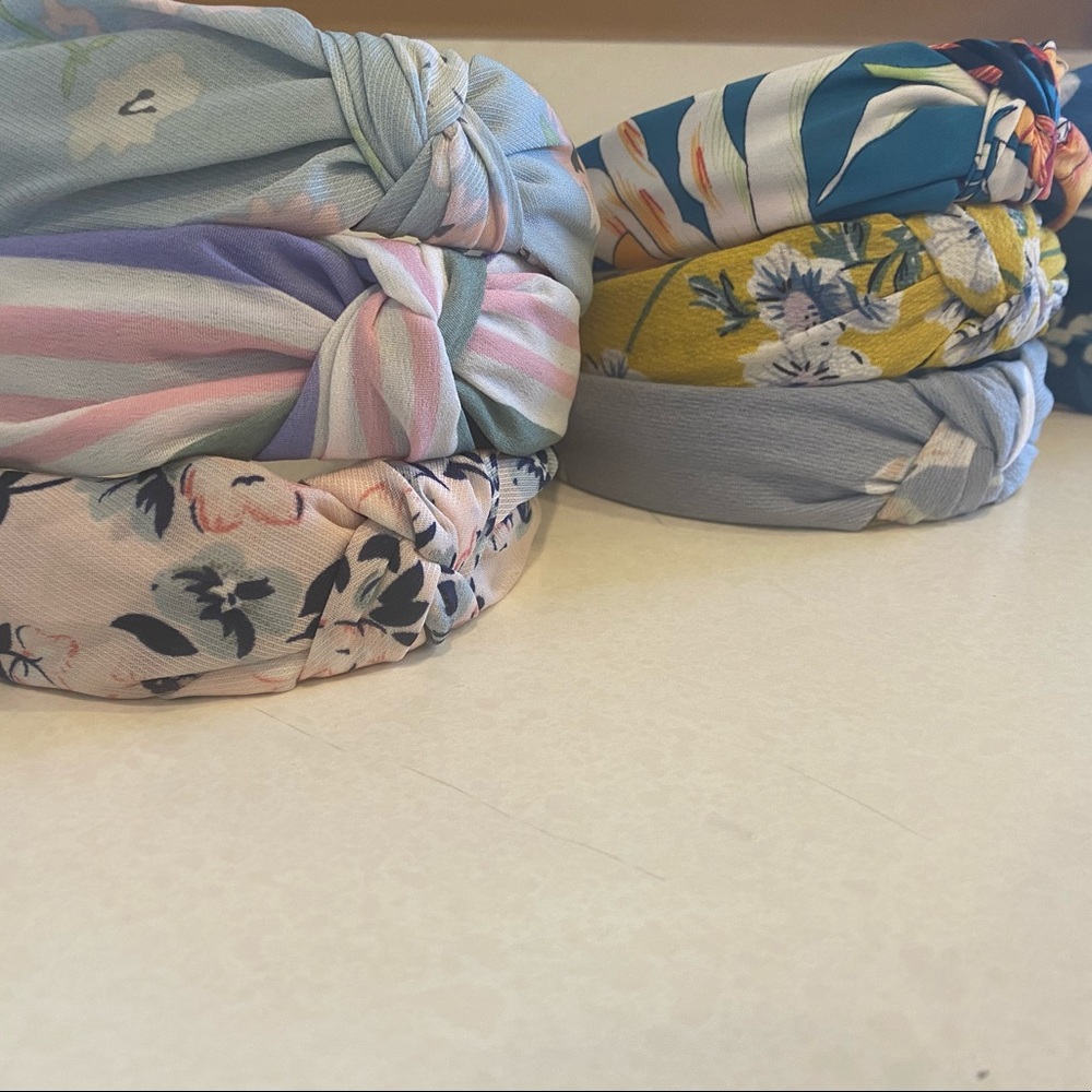 Mystery box of 3 headbands